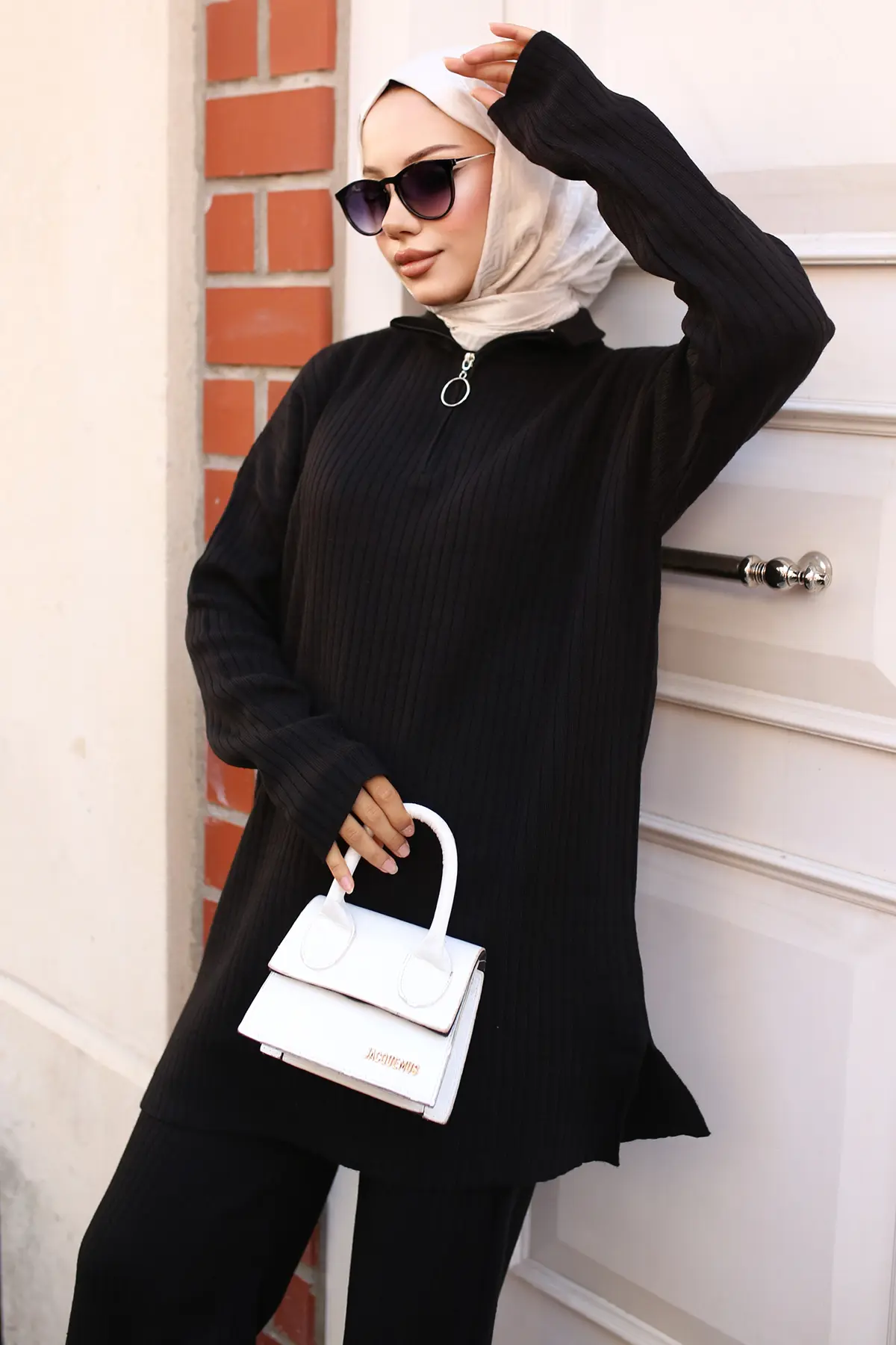 Ribbed Knitwear Suit With Zipper Detail-detail