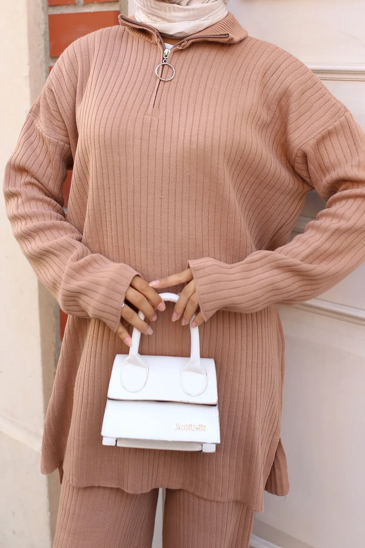Ribbed Knitwear Suit With Zipper Detail-detail