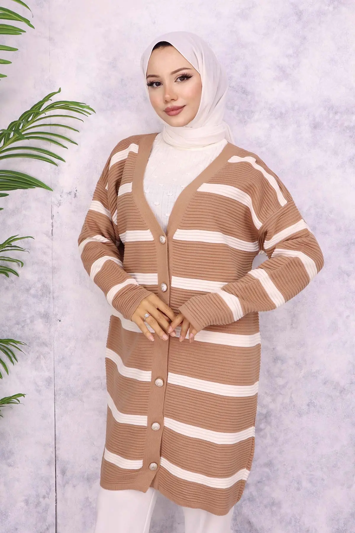 Ribbed Striped Sweater Cardigan-detail