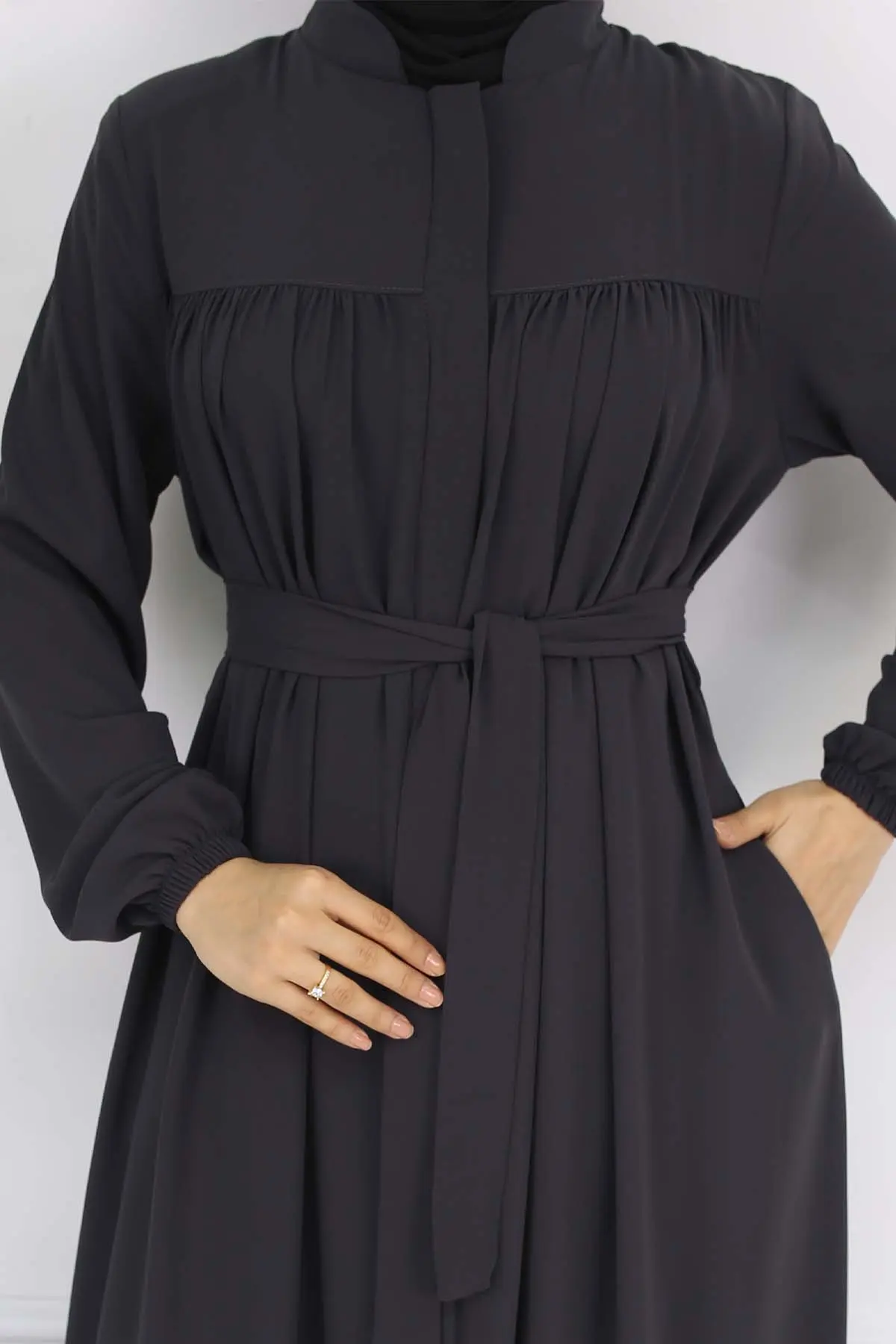 Robe Belted Abaya-detail
