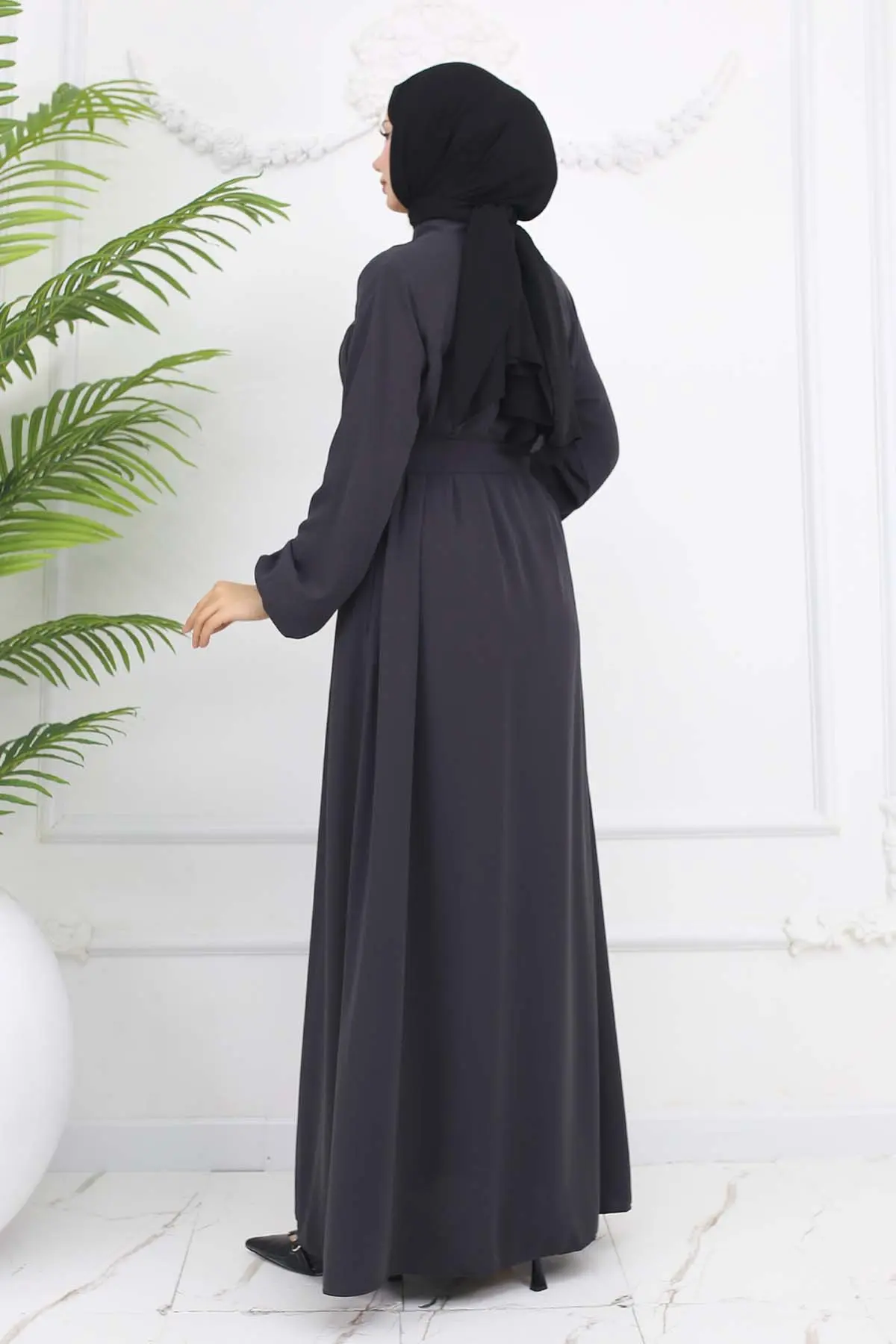 Robe Belted Abaya-detail