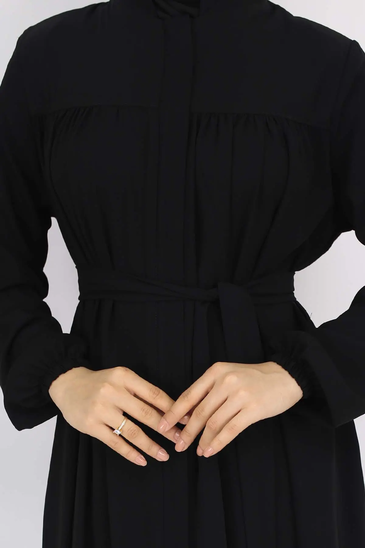 Robe Belted Abaya-detail