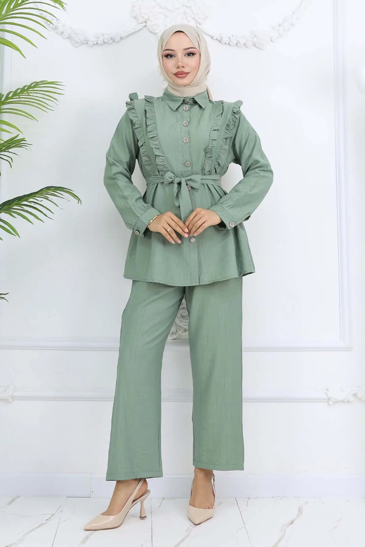 Ruffle Detailed Belted Two Piece Suit