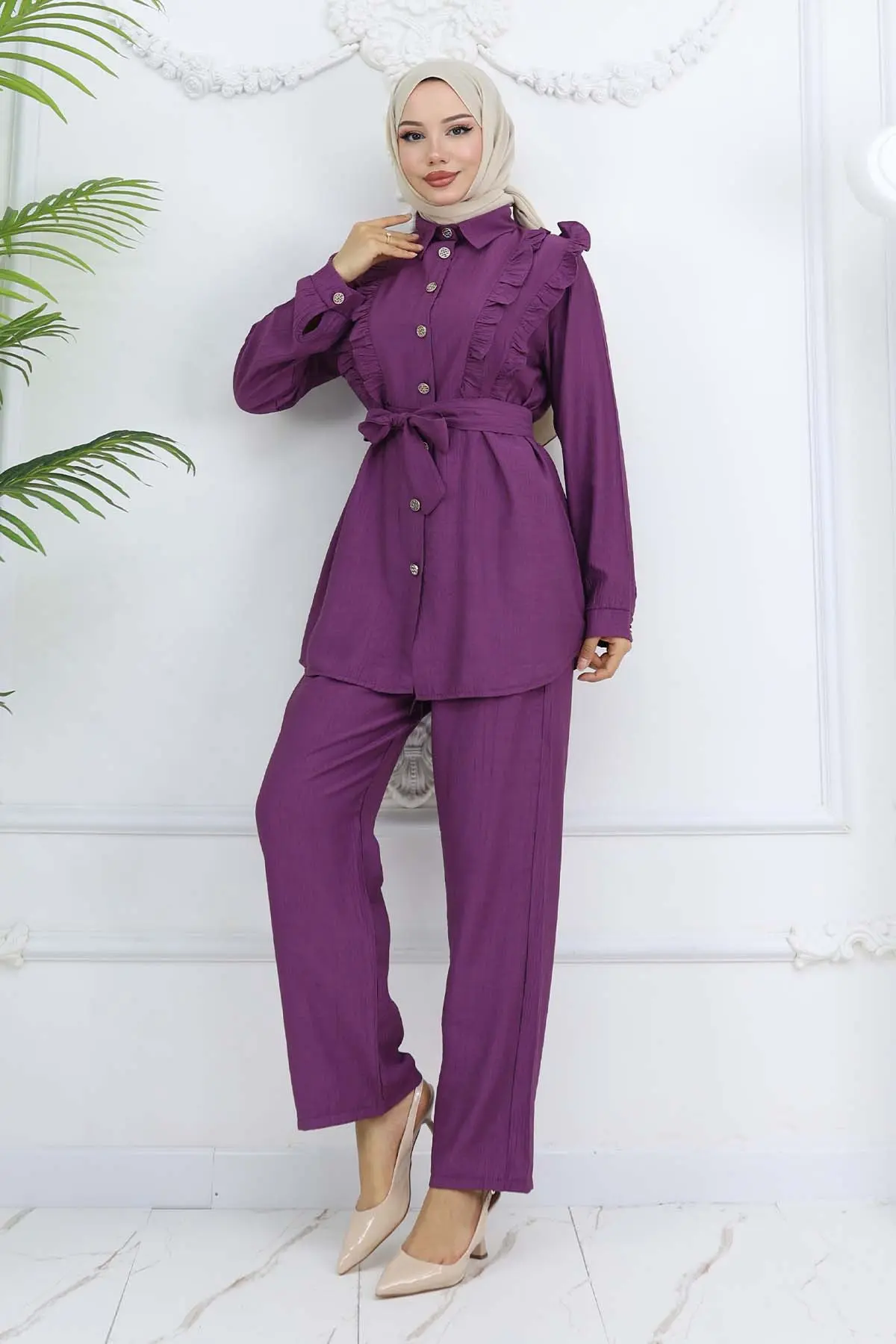 Ruffle Detailed Belted Two Piece Suit-detail