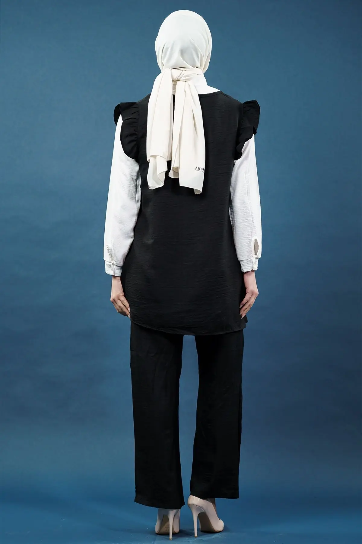 Ruffled Triple Linen Set-detail