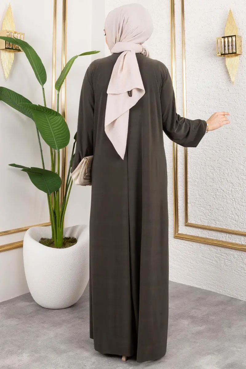 Sandy Dress With Necklace-detail