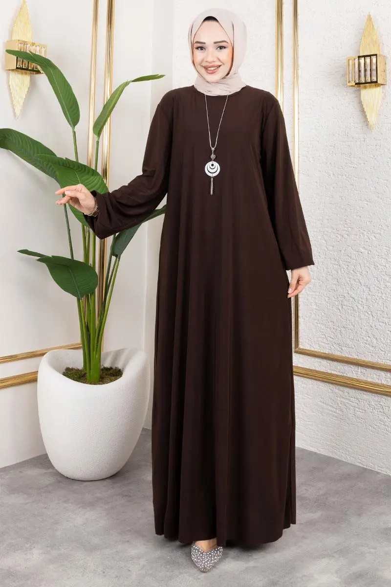 Sandy Dress With Necklace-detail