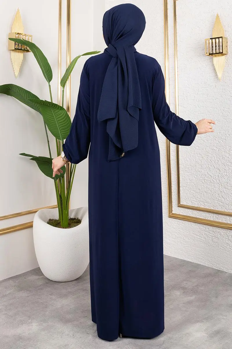 Sandy Dress With Necklace-detail