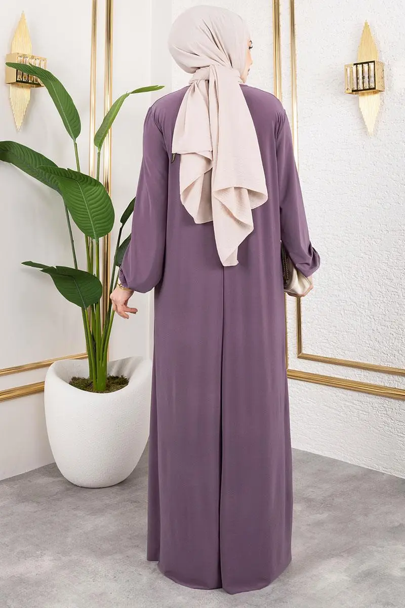 Sandy Dress With Necklace-detail