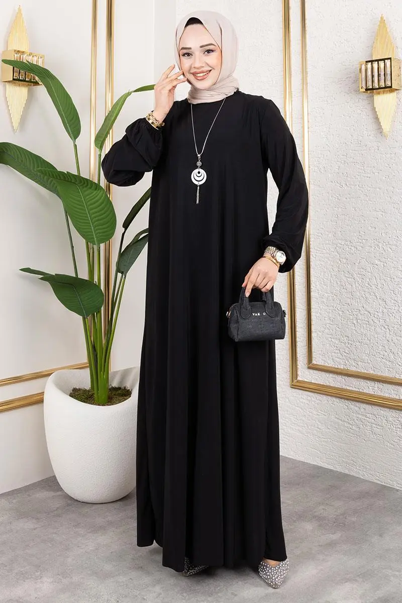 Sandy Dress With Necklace-detail