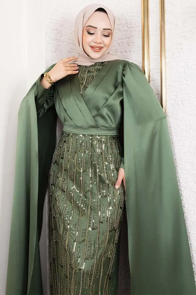 Satin Evening Dress With Drape Detail On The Front-detail