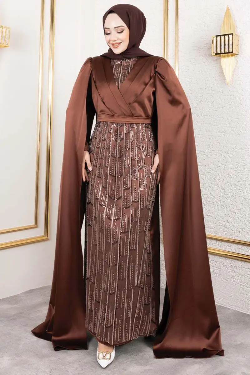 Satin Evening Dress With Drape Detail On The Front-detail