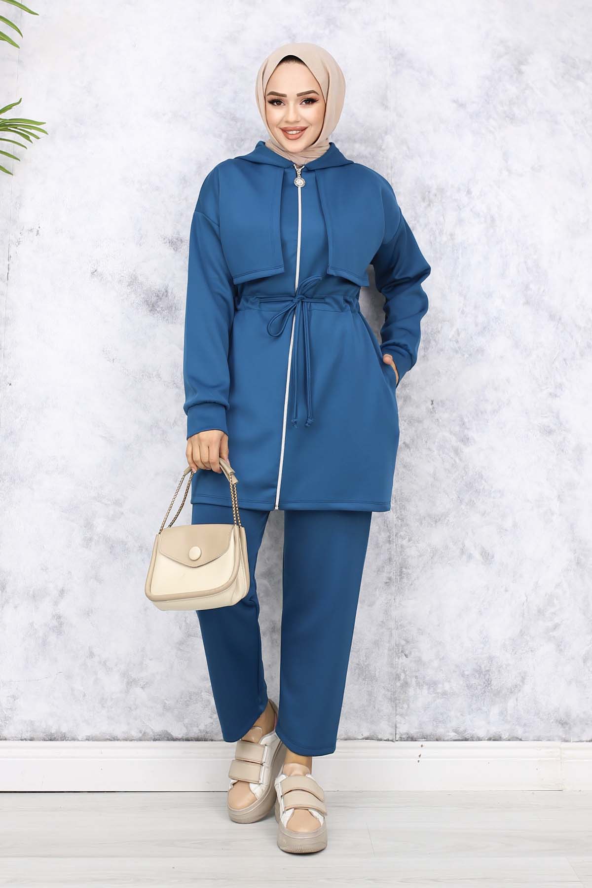 Scuba Double Suit With Collar Detail