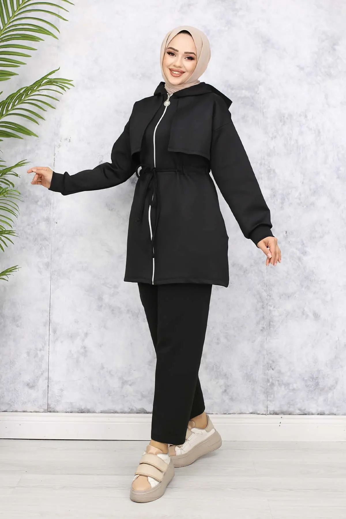 Scuba Double Suit With Collar Detail-detail