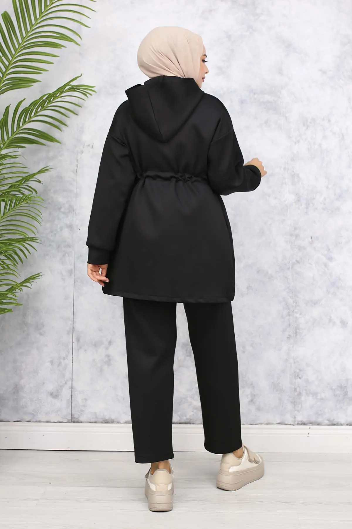 Scuba Double Suit With Collar Detail-detail