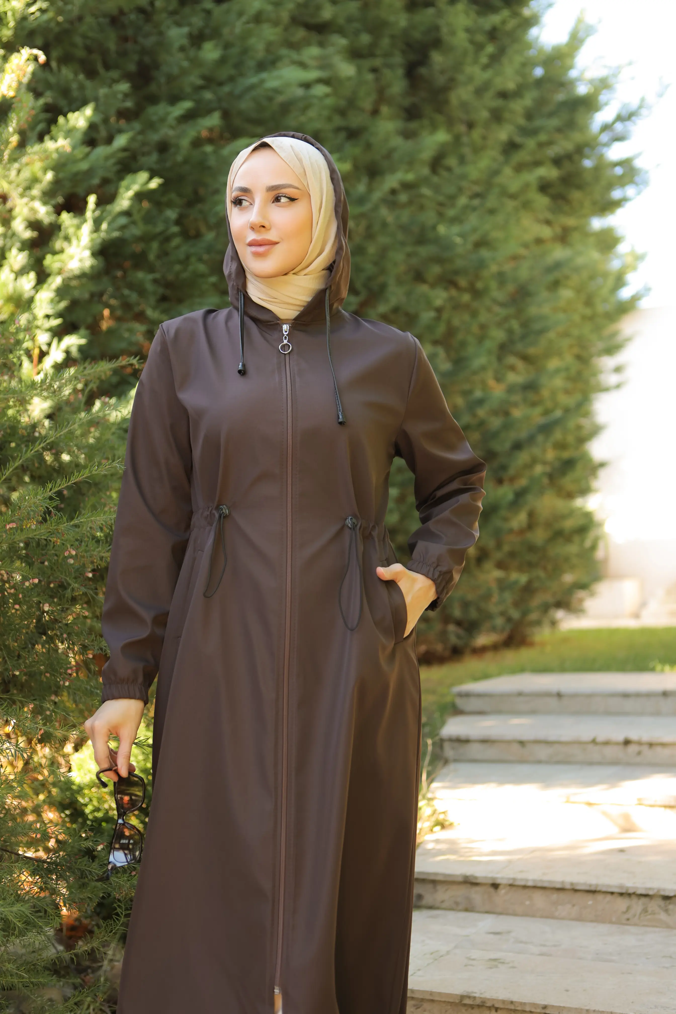 Seasonal Cap Brown-detail