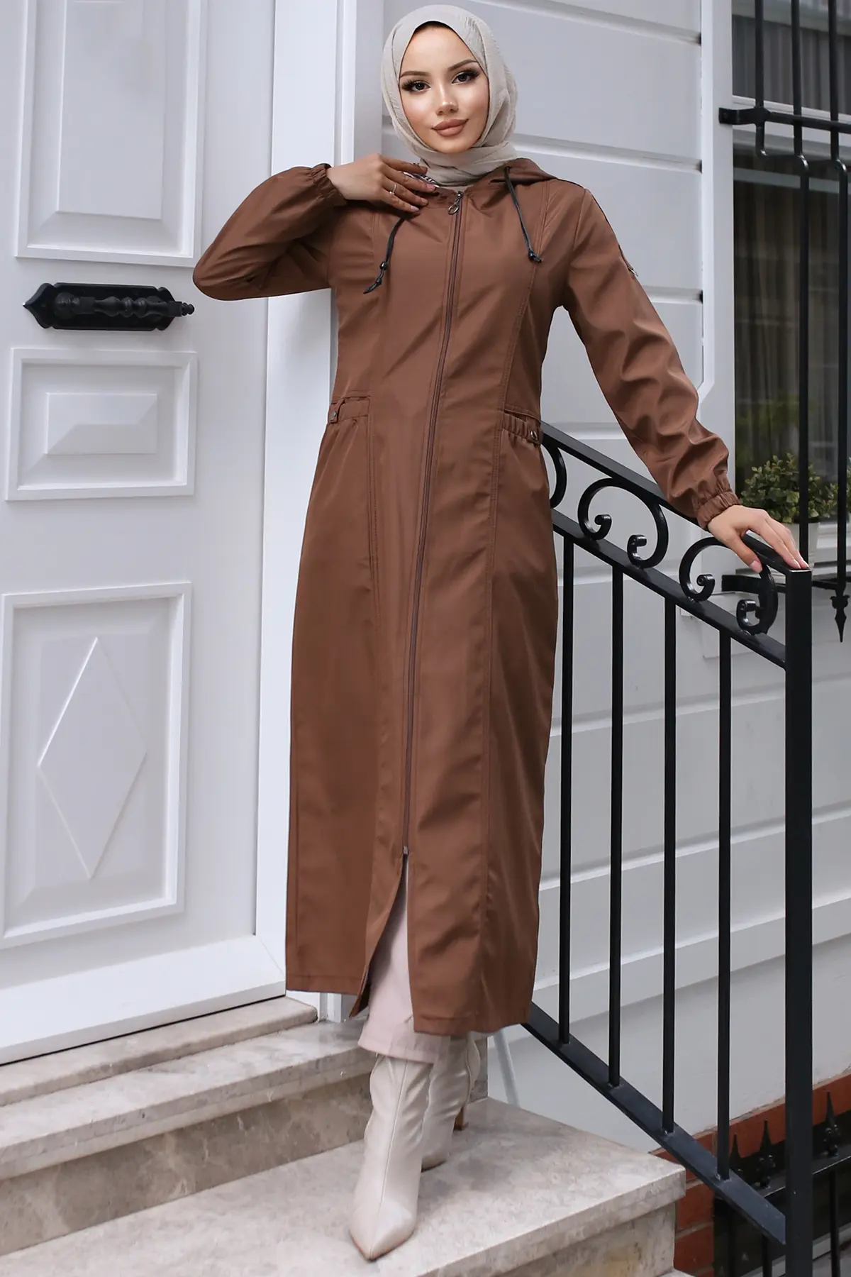 Seasonal Trench Coat-detail