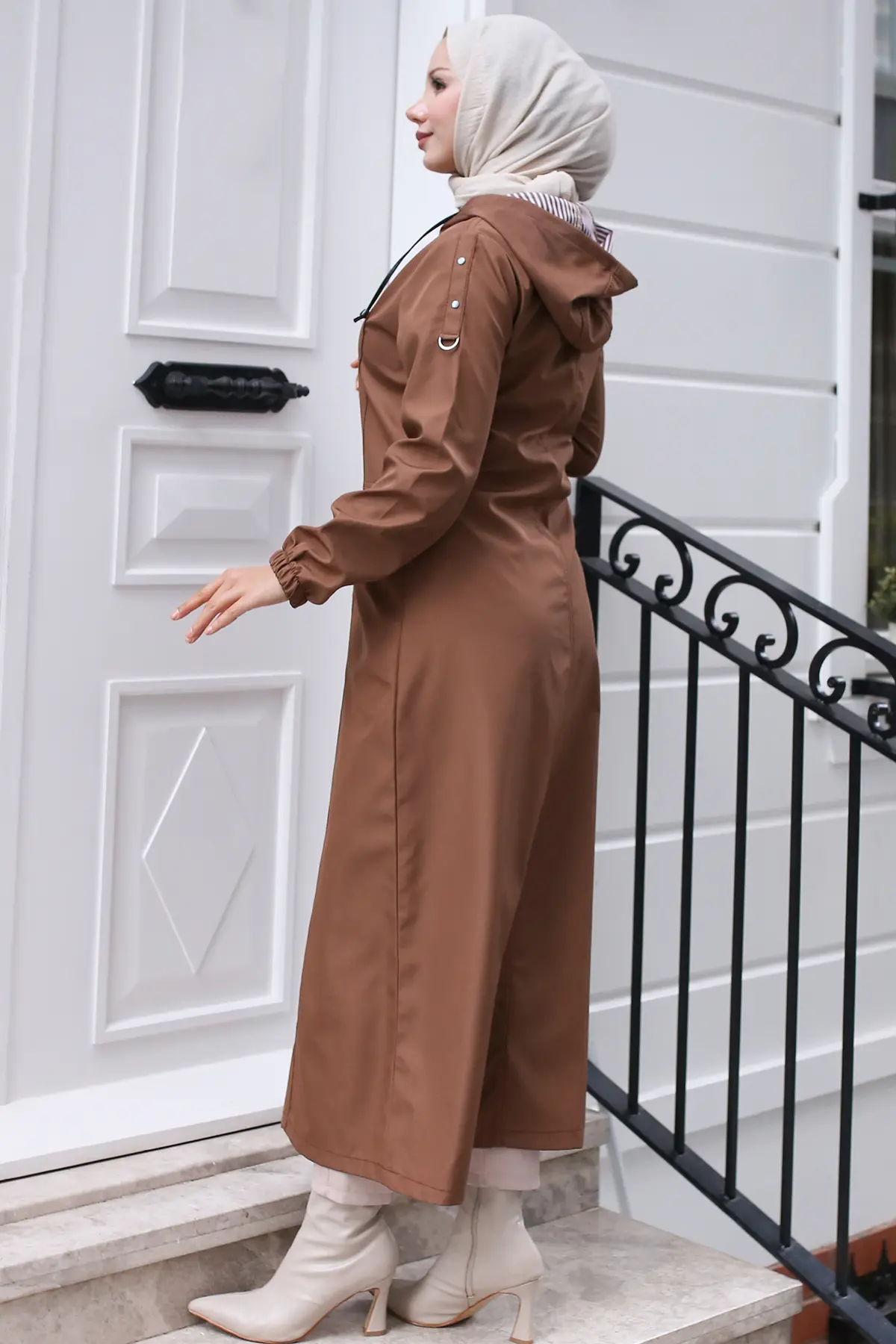 Seasonal Trench Coat-detail