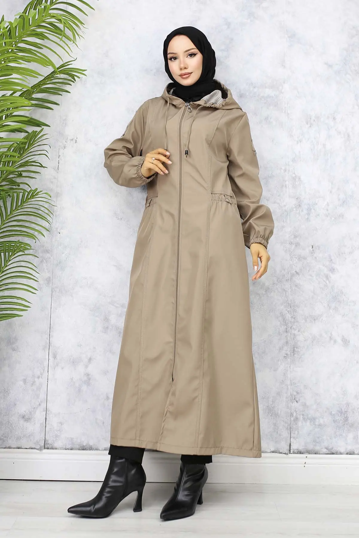 Seasonal Trench Coat-detail