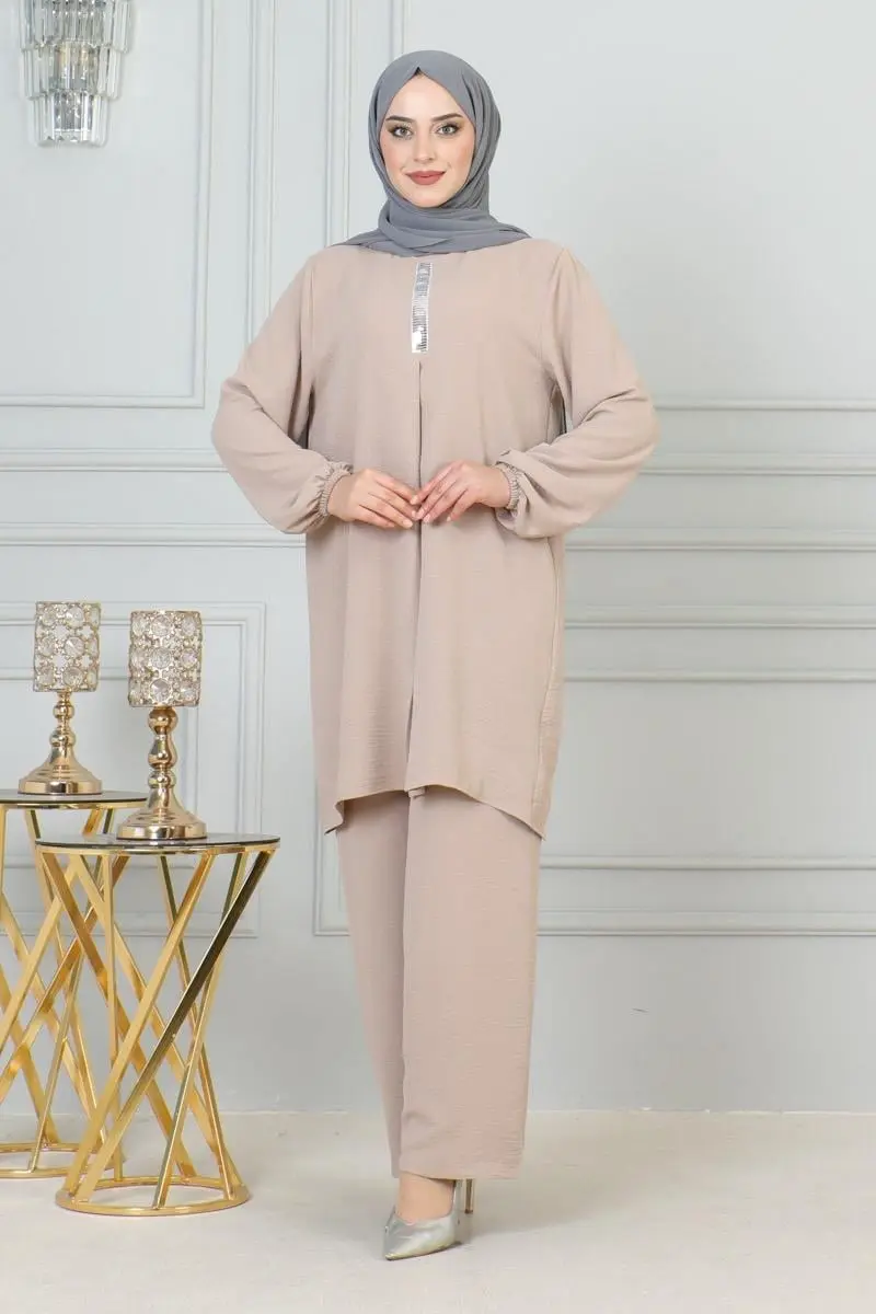 Sequin Detailed Hijab Suit-detail