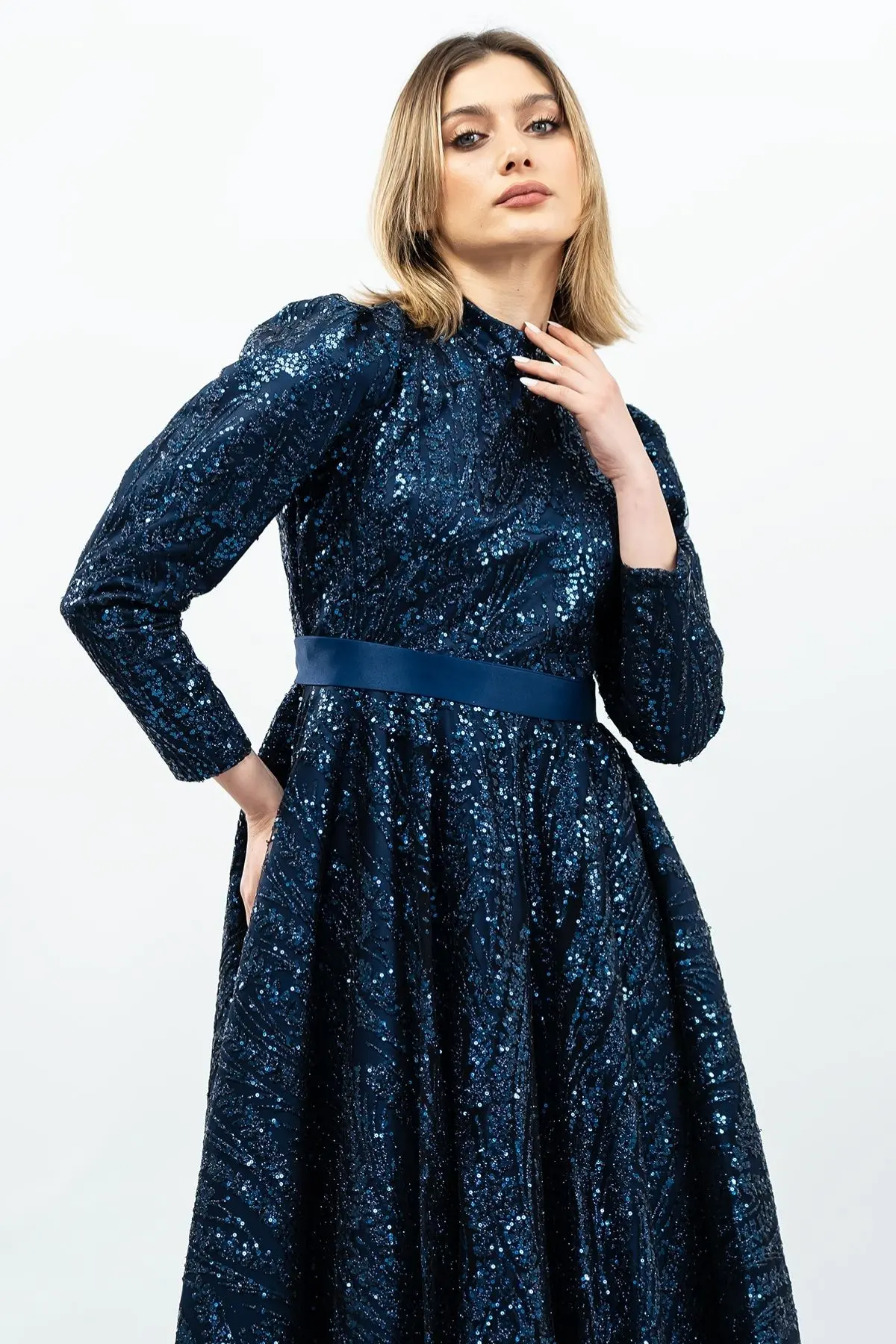 Sequined Princess Model Evening Dress Navy Blue-detail