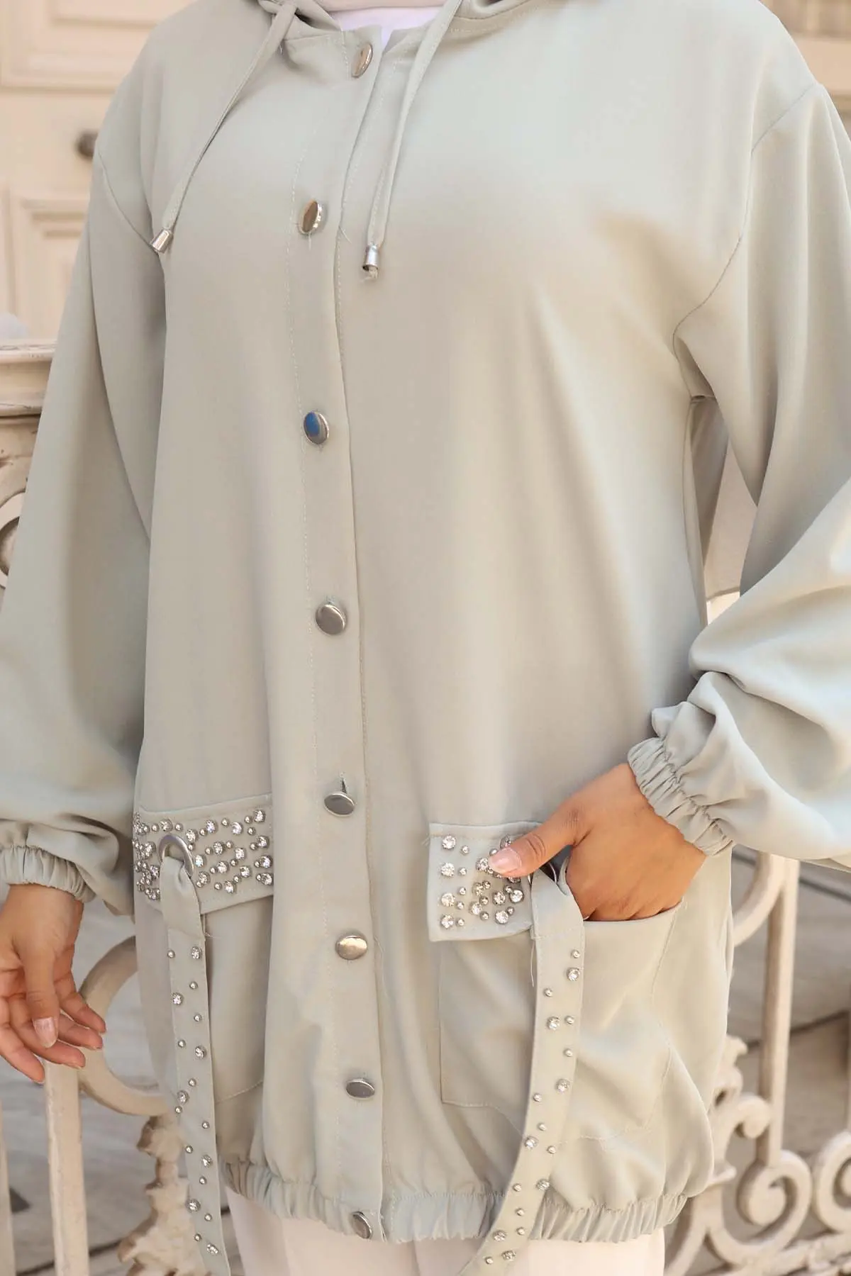 Short Coat With Stone Detailed Buttons On Pockets-detail