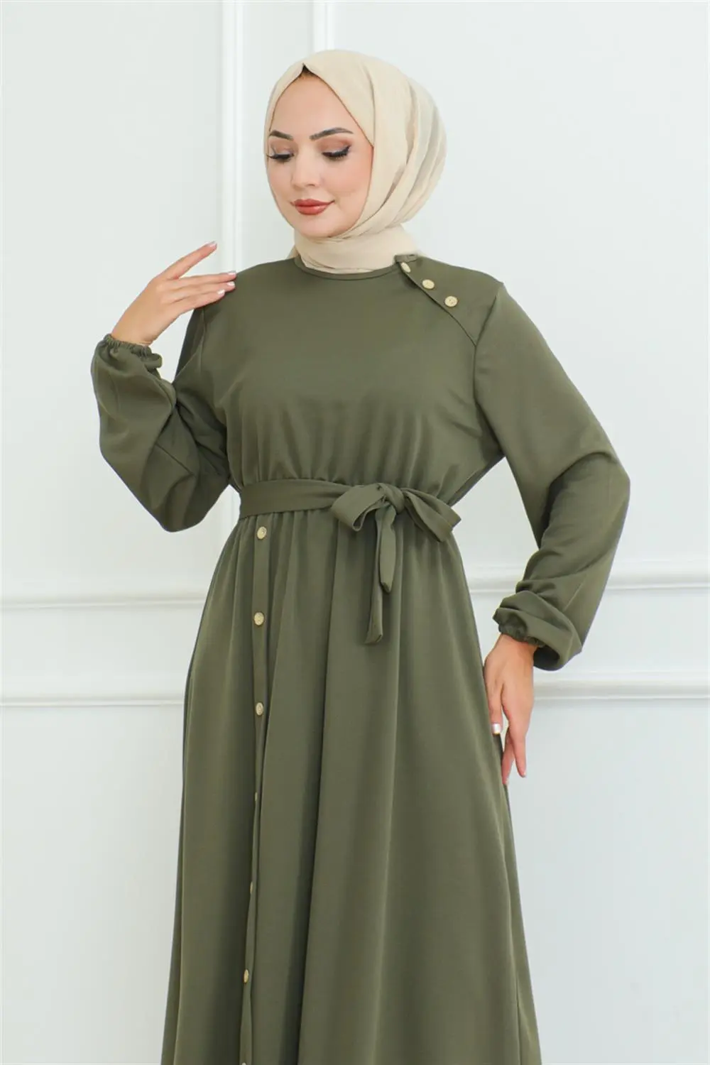 Shoulder Detailed Buttoned Dress-detail