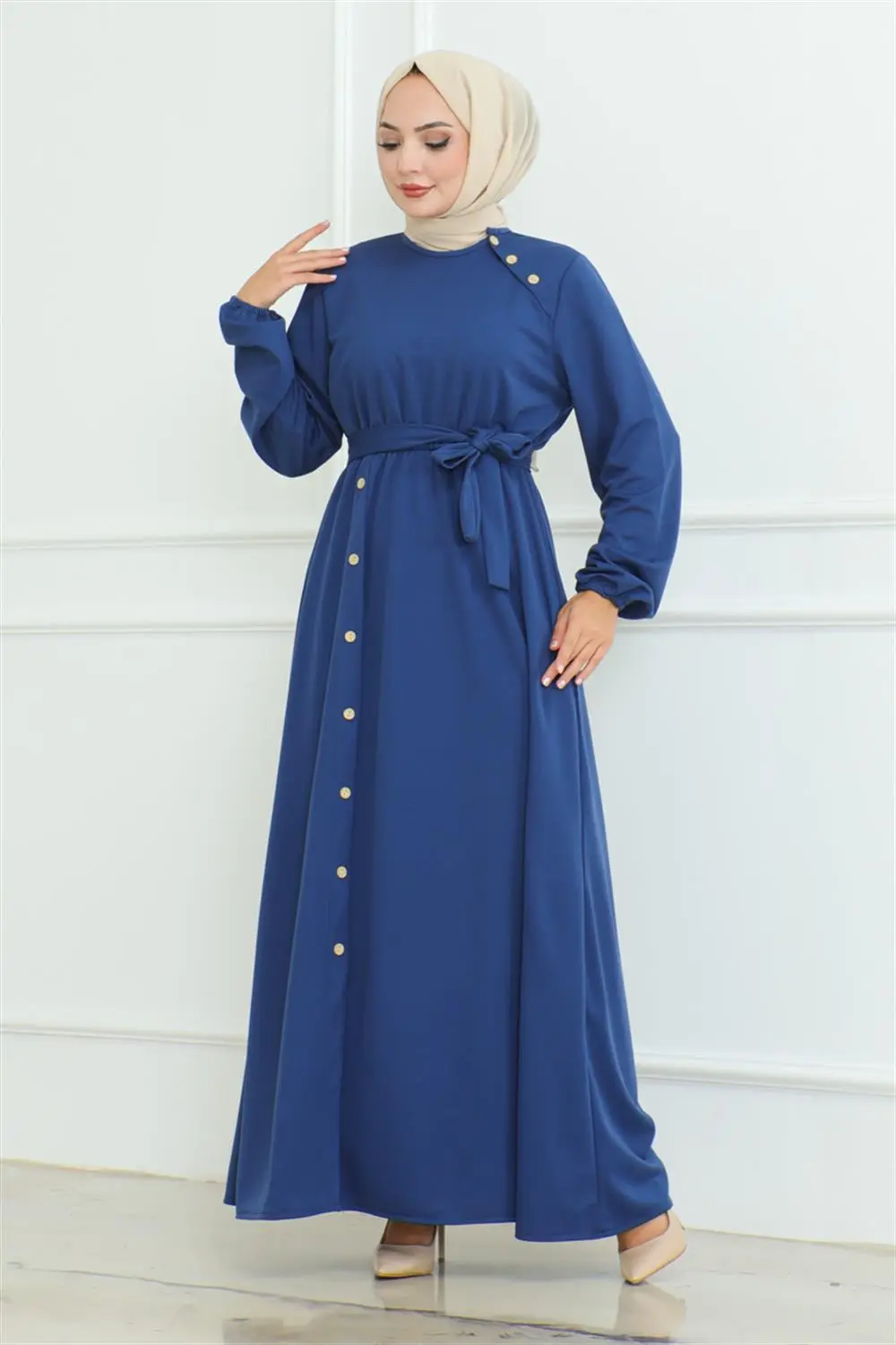 Shoulder Detailed Buttoned Dress-detail