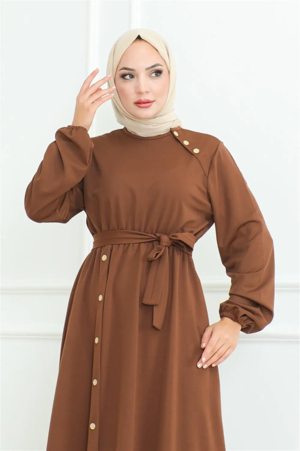 Shoulder Detailed Buttoned Dress-detail