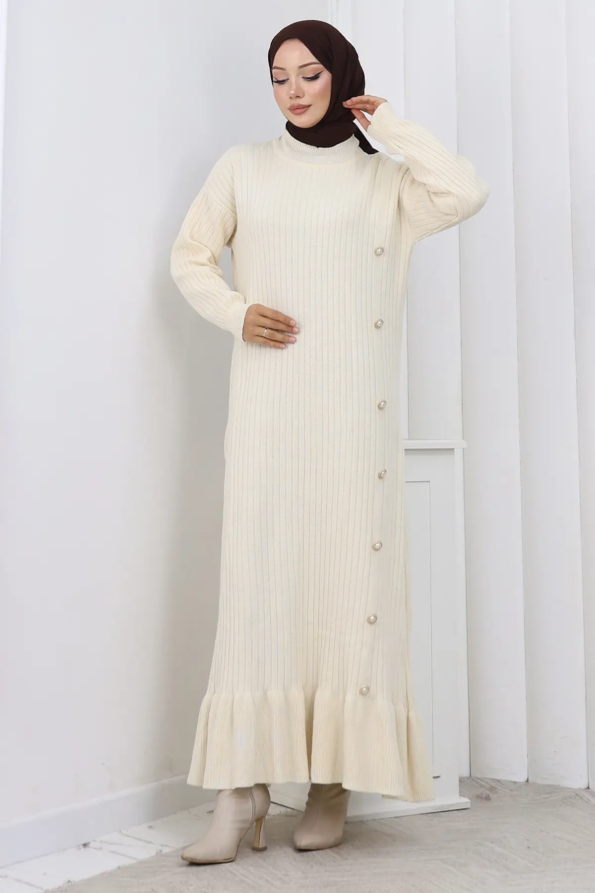 Side Button Ruffle Dress-detail