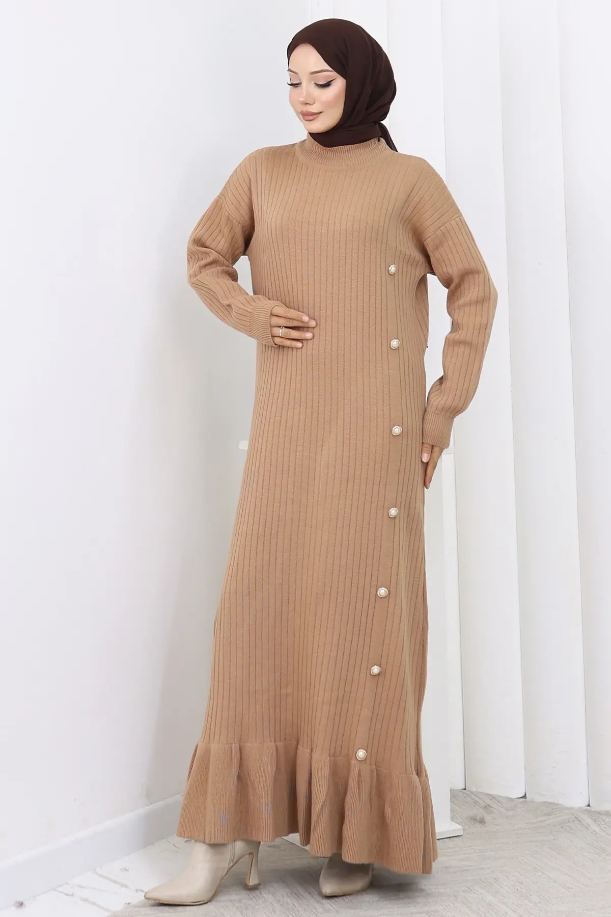 Side Button Ruffle Dress-detail