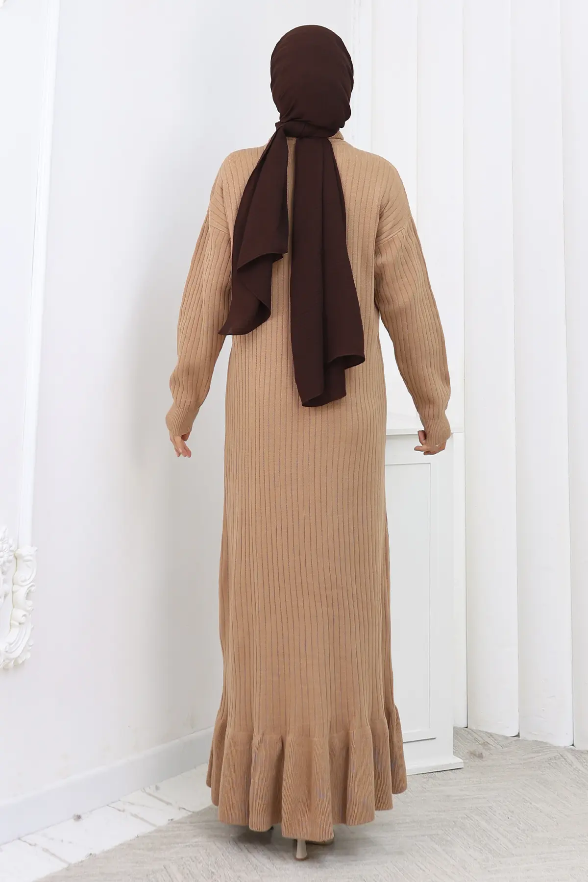 Side Button Ruffle Dress-detail