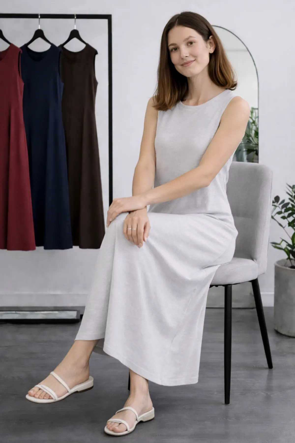 Sleeveless Undershirt Dress-detail