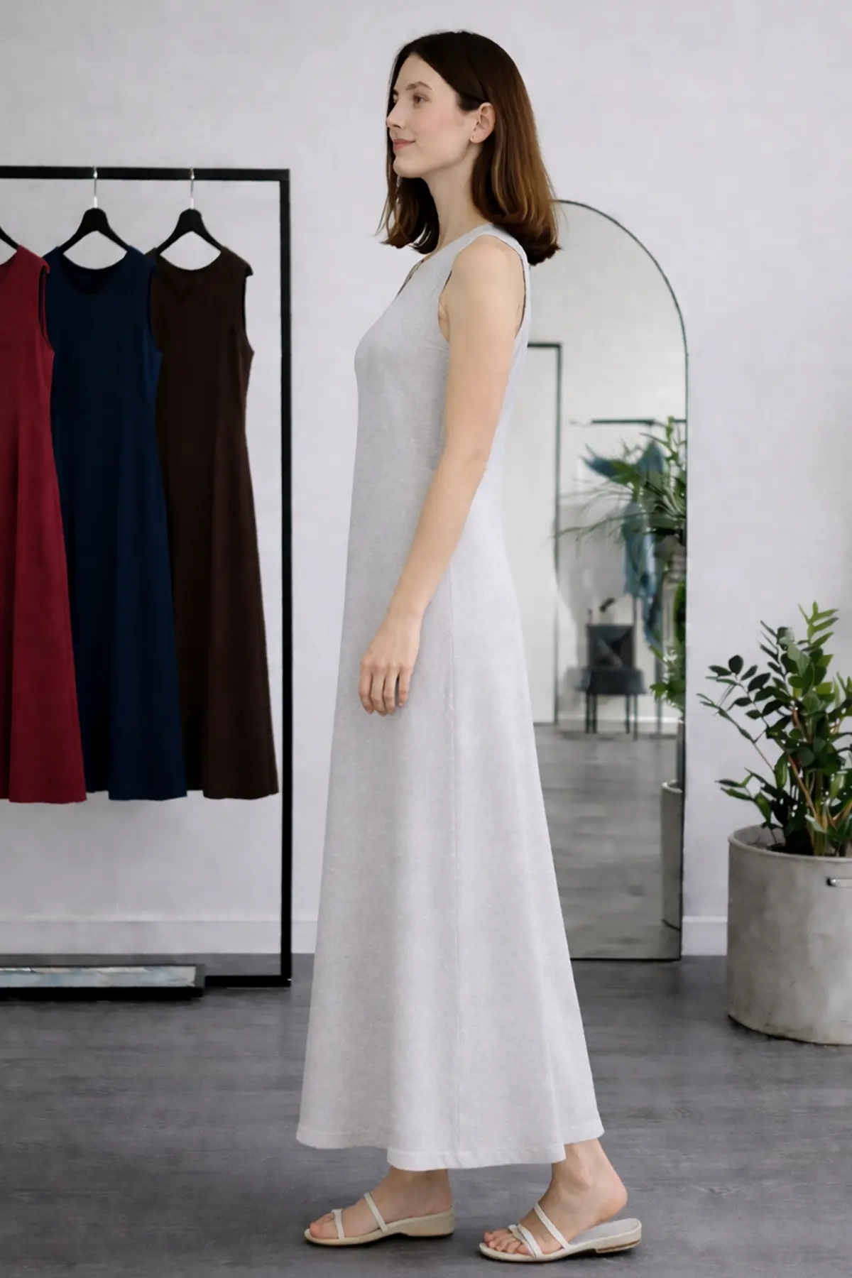Sleeveless Undershirt Dress-detail