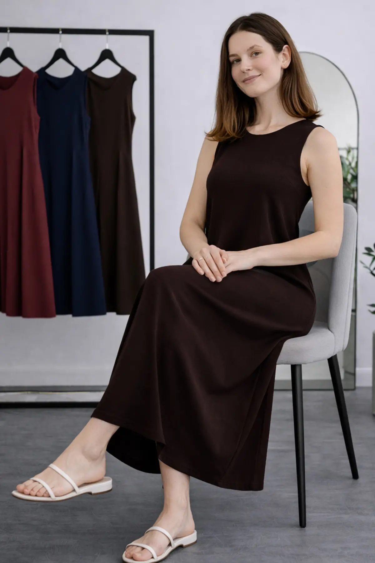 Sleeveless Undershirt Dress-detail