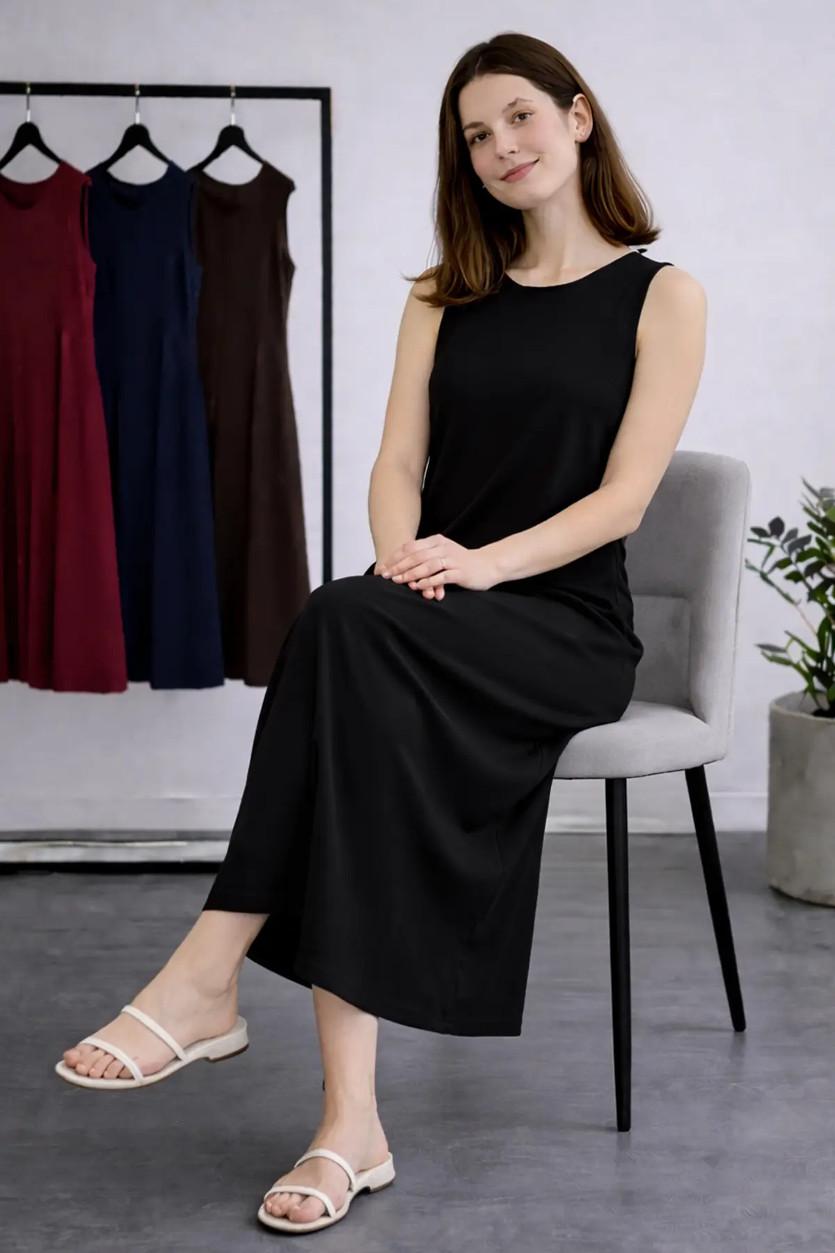 Sleeveless Undershirt Dress-detail