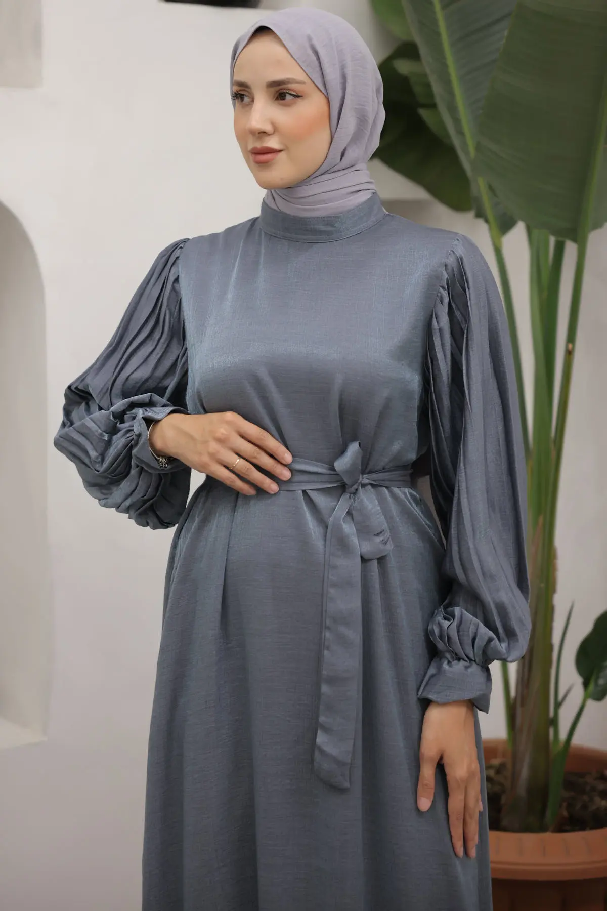 Sleeves Pleated Detailed Hijab Dress-detail