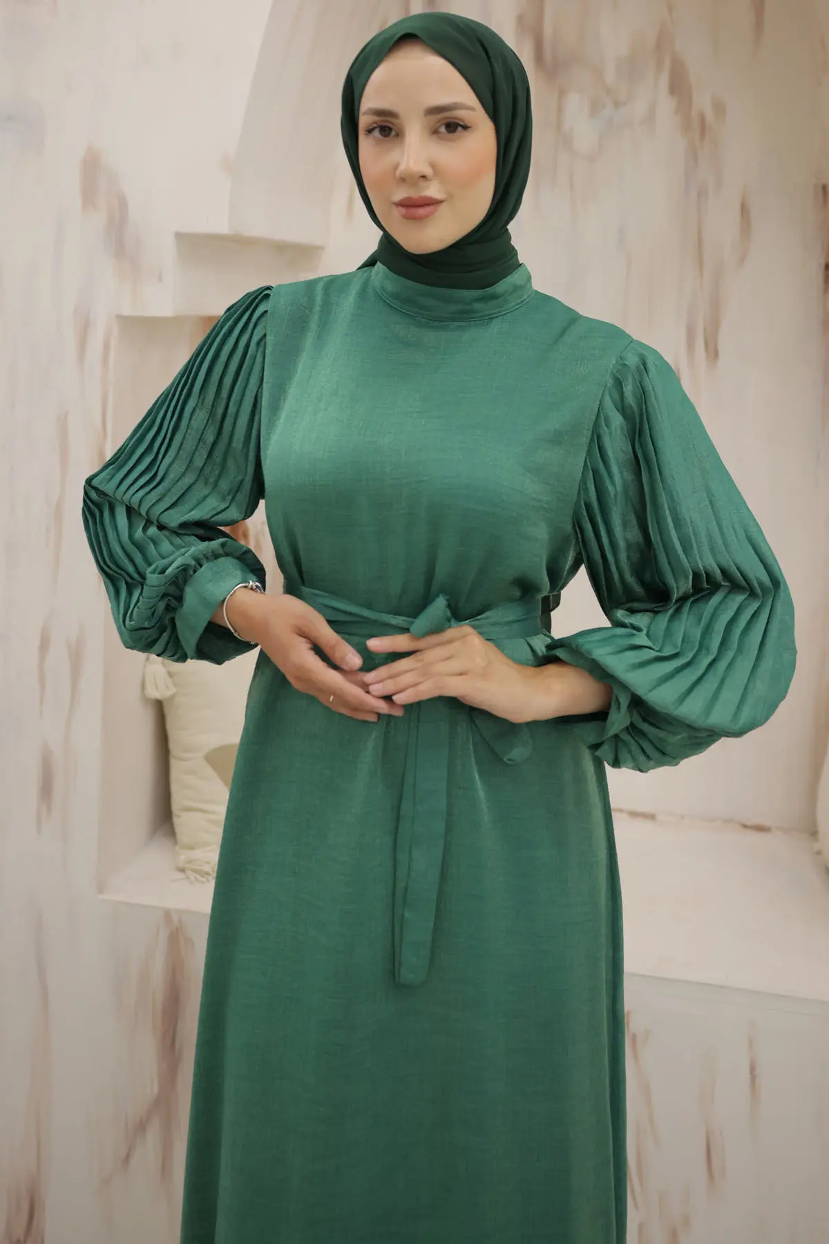 Sleeves Pleated Detailed Hijab Dress-detail