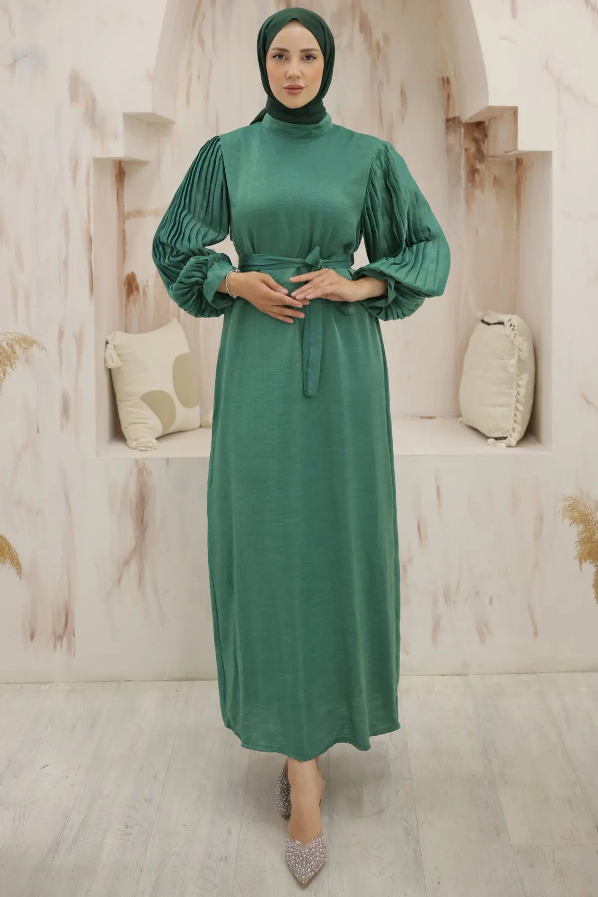 Sleeves Pleated Detailed Hijab Dress-detail