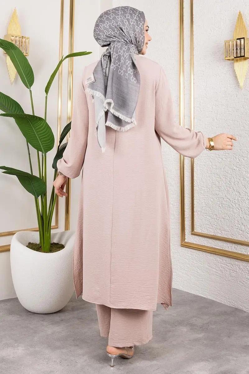 Slit Aerobin Suit-detail