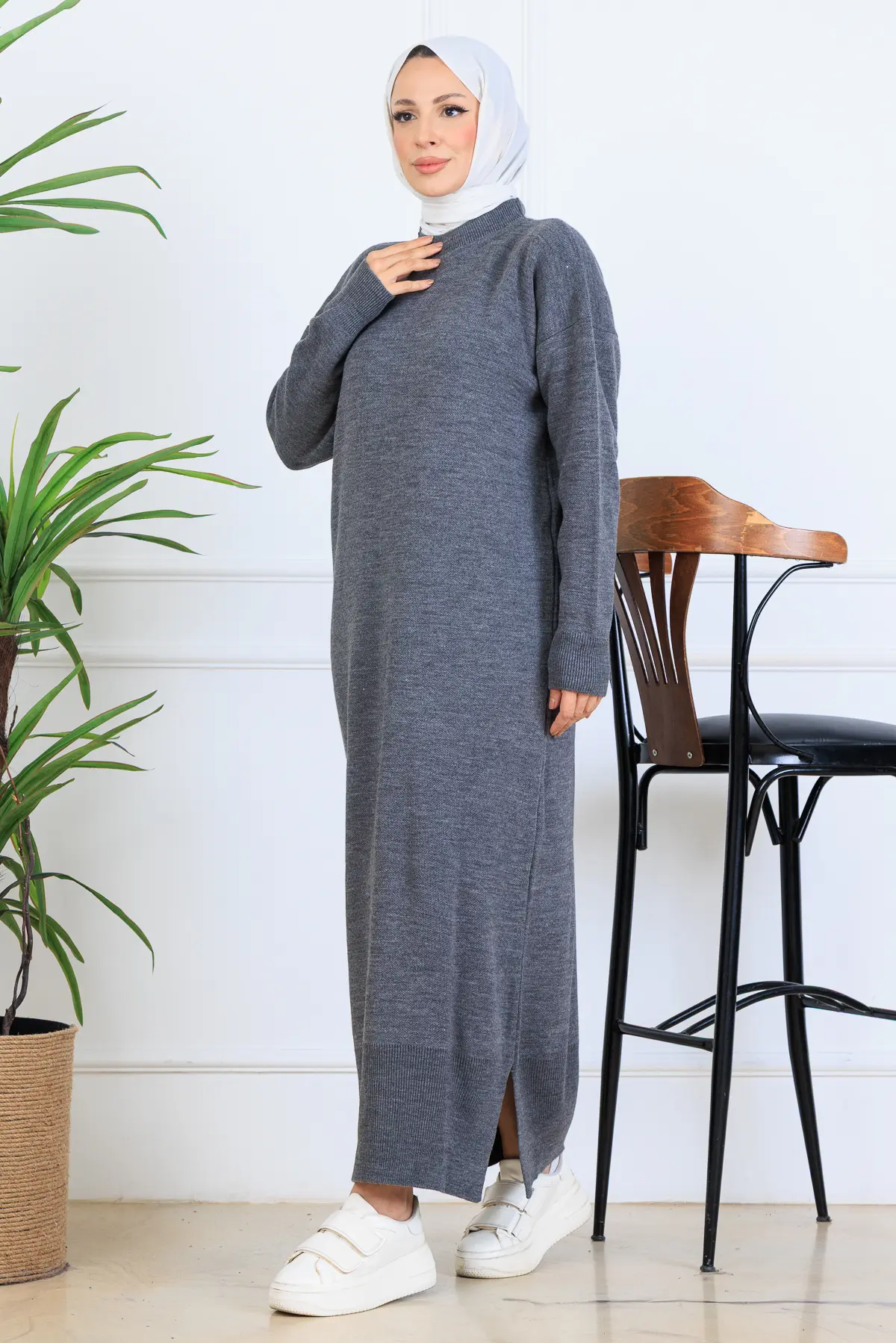 Slit Detailed Knit Dress-detail