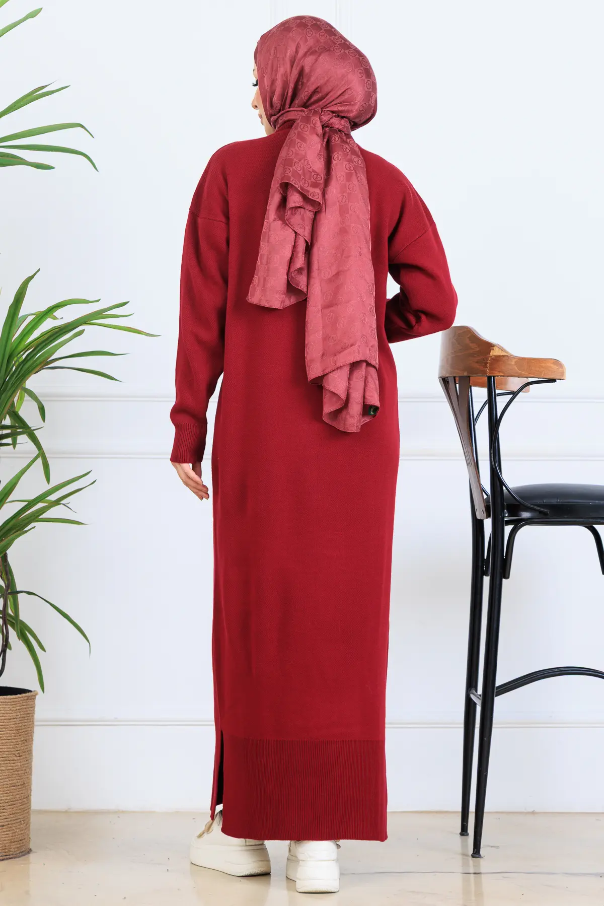 Slit Detailed Knit Dress-detail