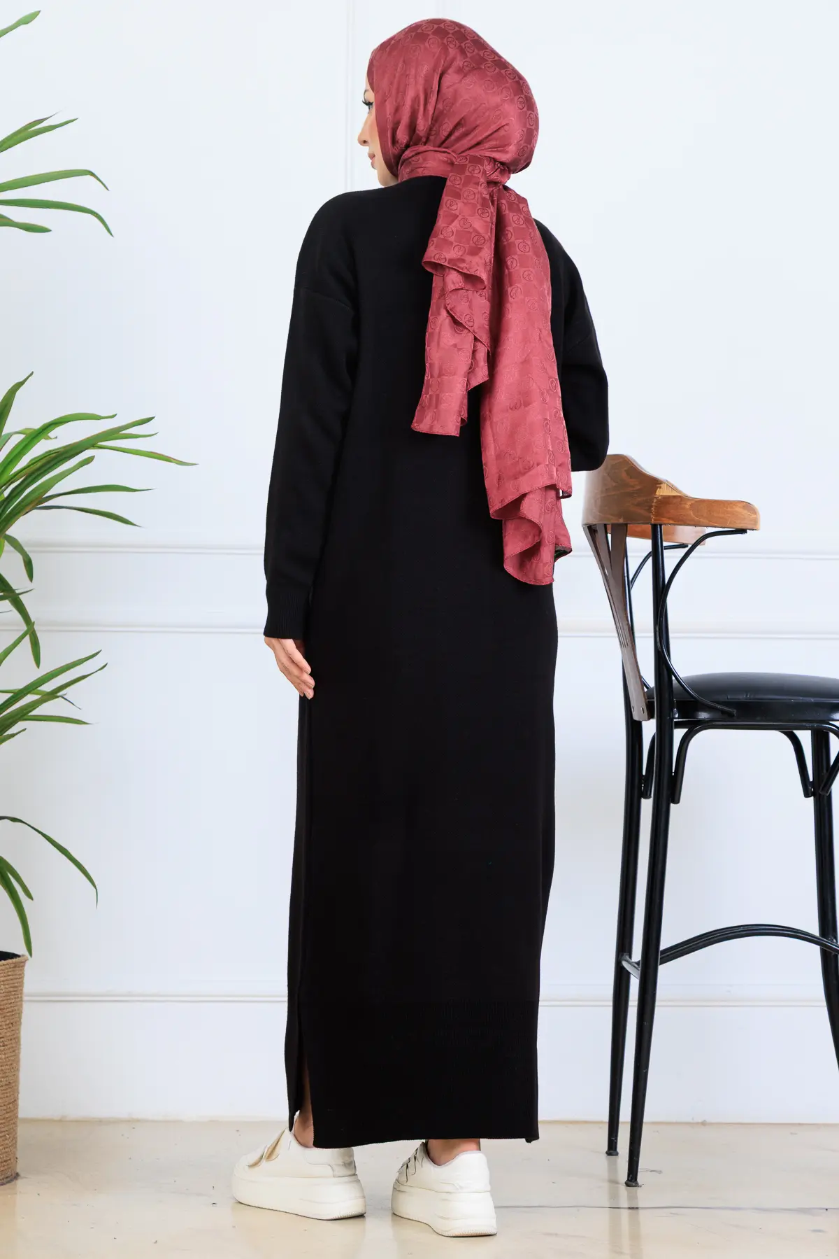 Slit Detailed Knit Dress-detail