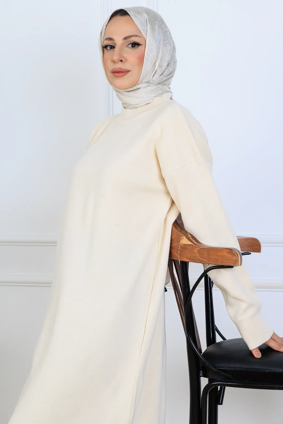 Slit Detailed Knit Dress-detail