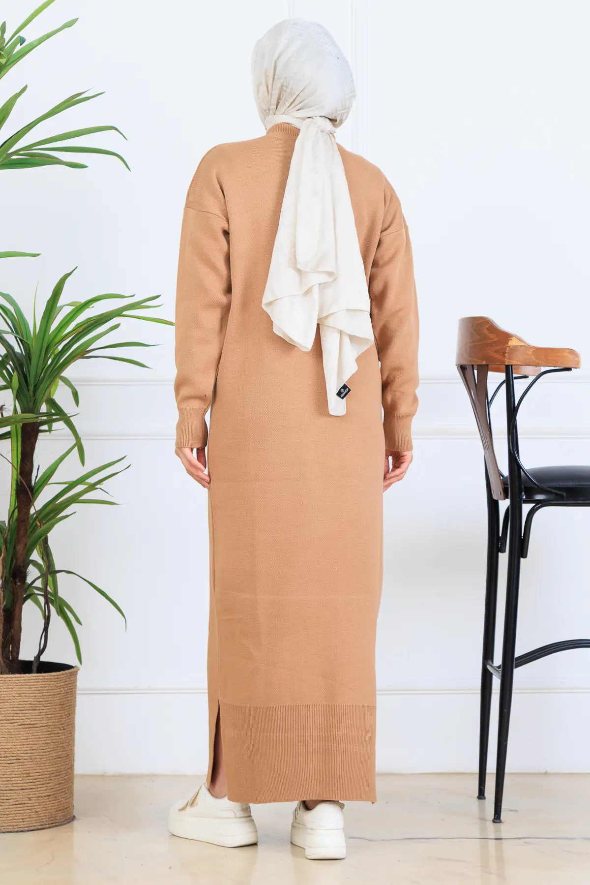 Slit Detailed Knit Dress-detail