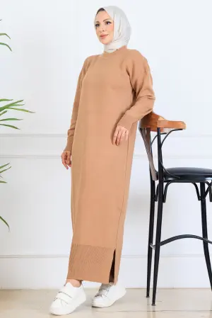 Slit Detailed Knit Dress