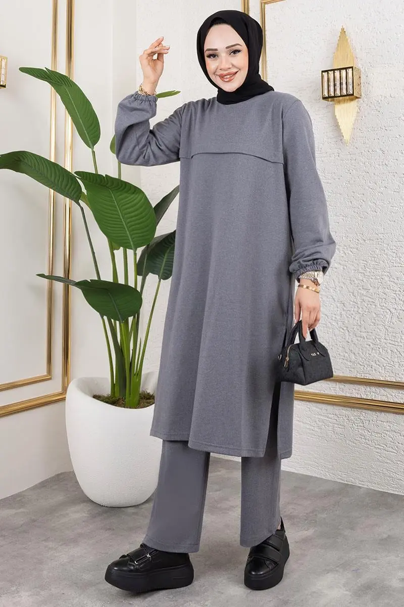 Slit Detailed Sports Suit-detail