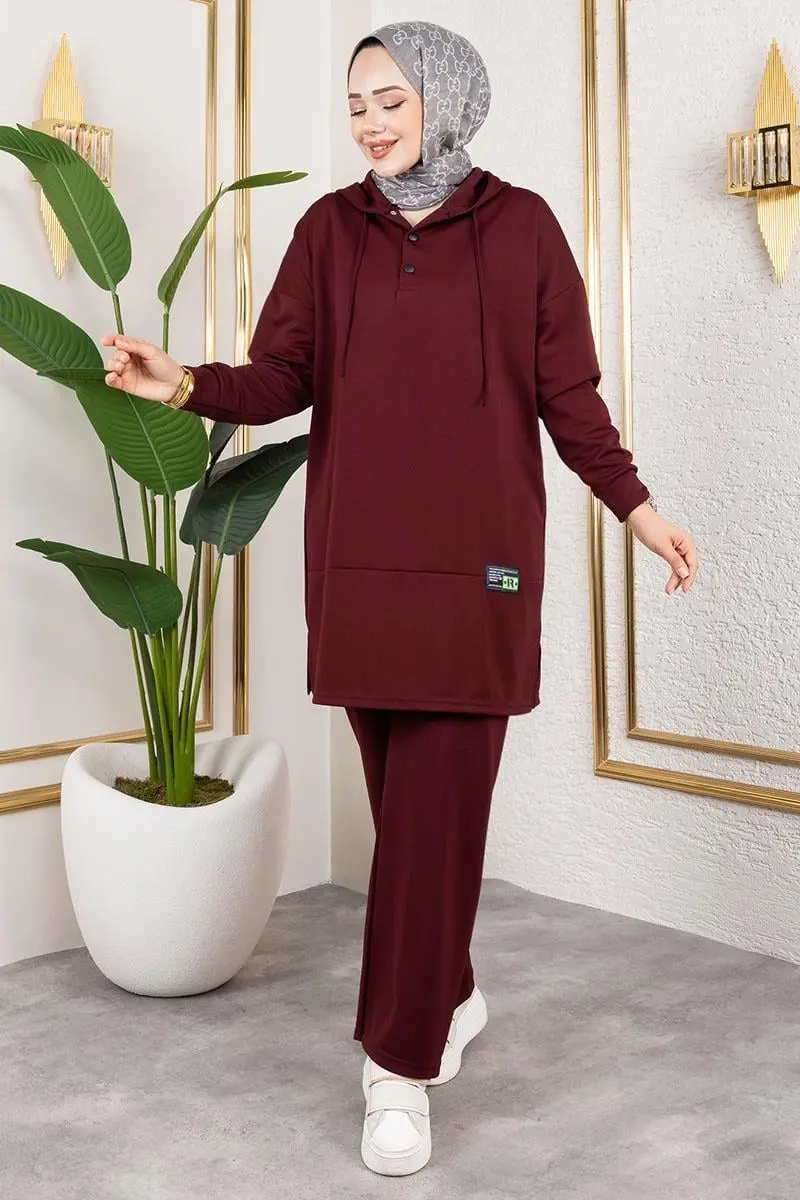 Snap Sports Suit-detail