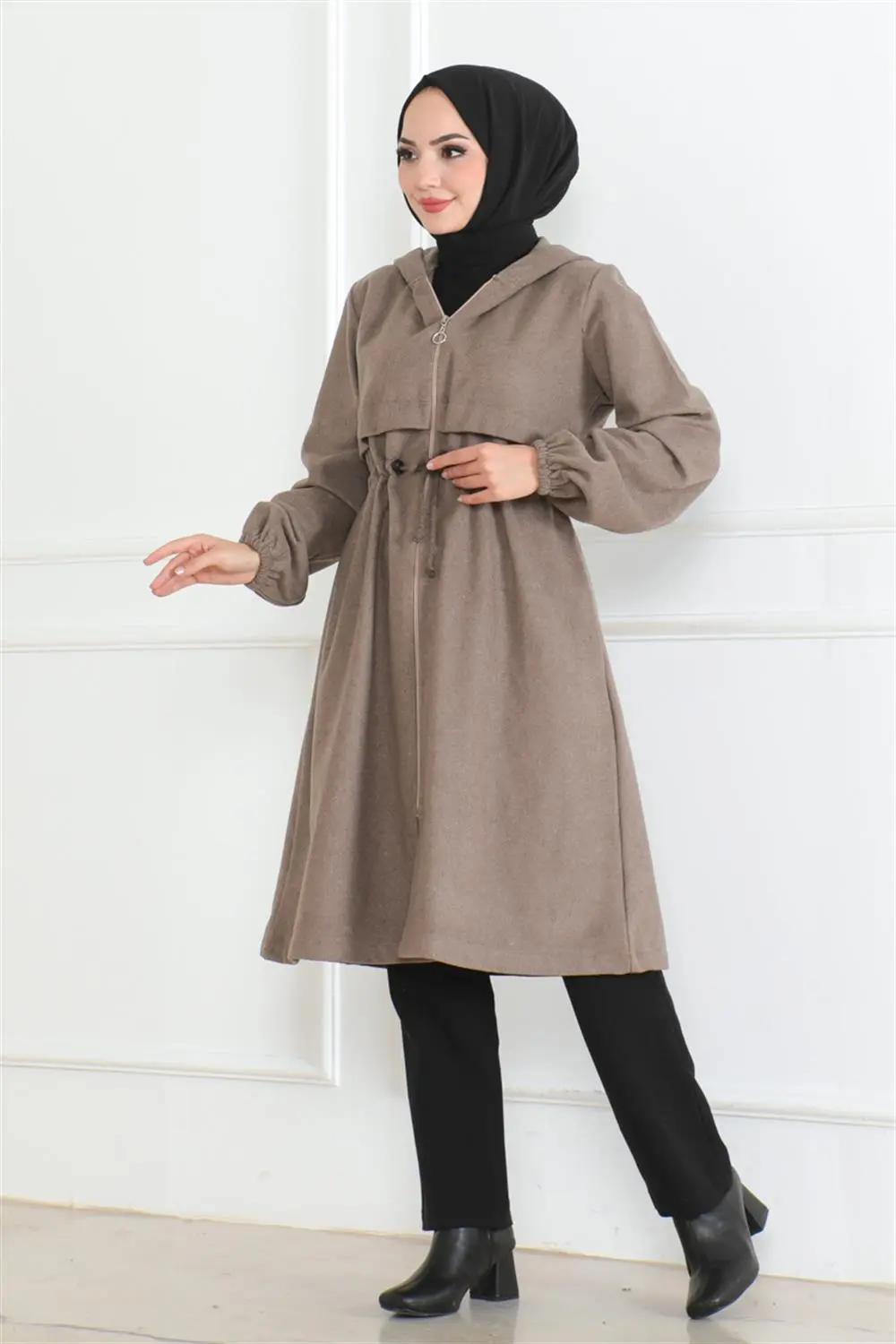 Sports Stamp Coat Brown-detail