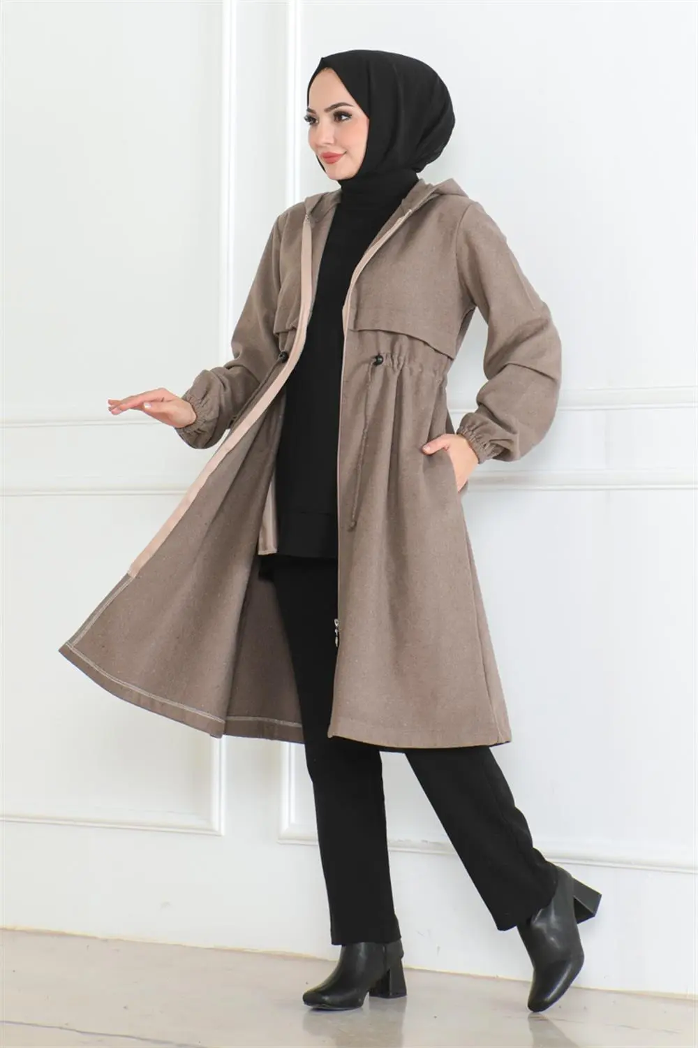 Sports Stamp Coat Brown-detail